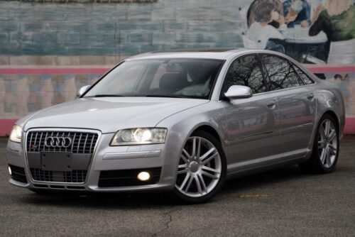 2006 Audi S8