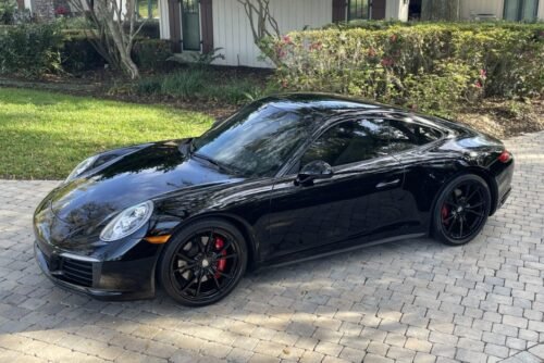 2018 Porsche 911Carrera 4S Coupe